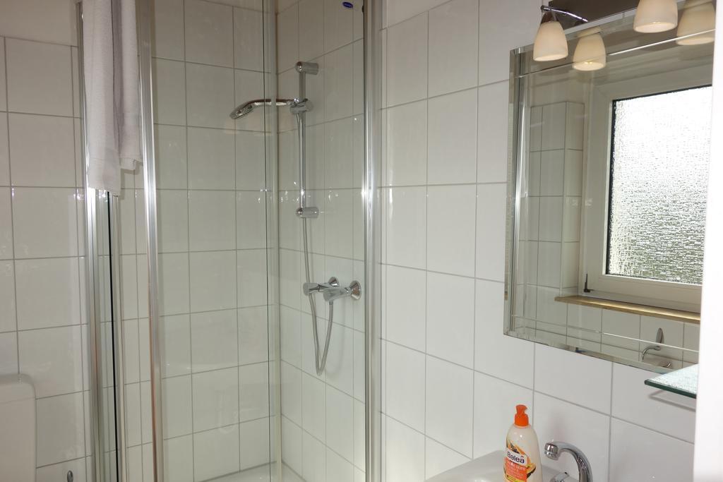 Tolstov-Hotels Big Room Apartment With Balcony Düsseldorf