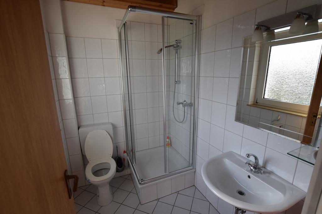 Tolstov-Hotels Big Room Apartment With Balcony Apartment *